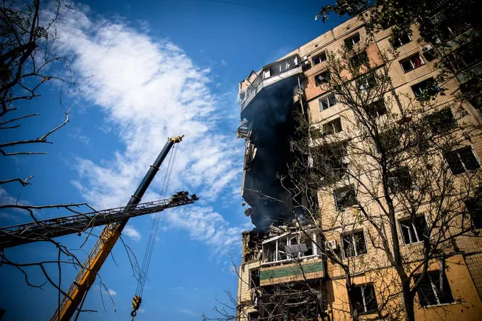 Кількість жертв зросла: серед загиблих у Кривому Розі – 10-річна дитина (фото)