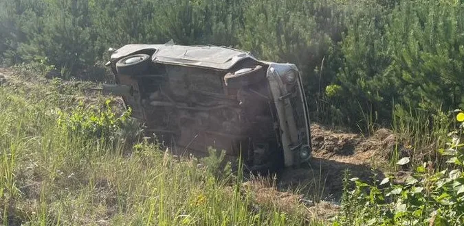 На Волині ВАЗ злетів у кювет і перекинувся – є травмовані