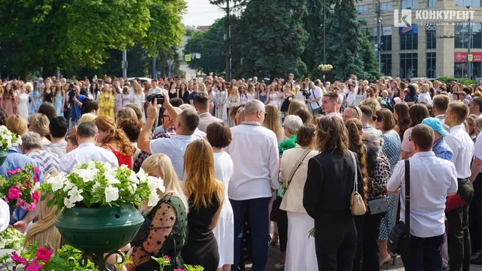 У Луцьку нагородили медалістів: як все було (дуже багато фото)
