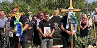 На Волині попрощалися із загиблим Героєм Віталієм Вороб'єм (фото)
