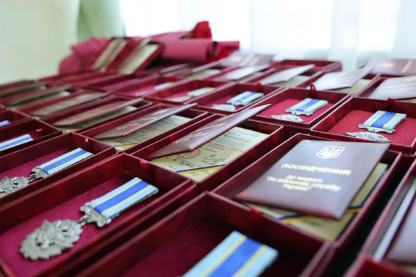 Сімох волинських прикордонників відзначили державними нагородами (фото)