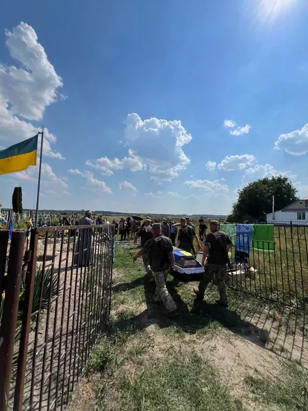 На Волині попрощалися із загиблим Героєм Віталієм Вороб'єм (фото)