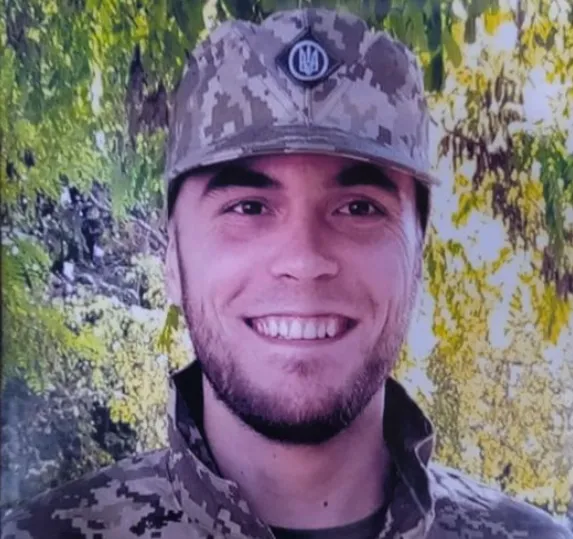 На війні загинув захисник із Маневичів Віталій Козей