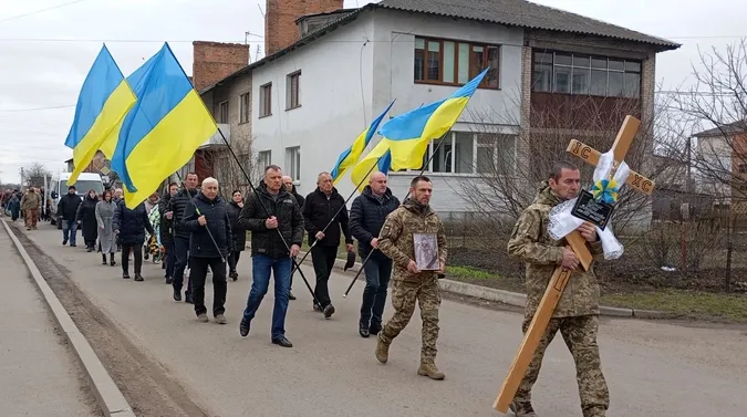 У громаді на Волині попрощалися із захисником Юрієм Черняком (фото)