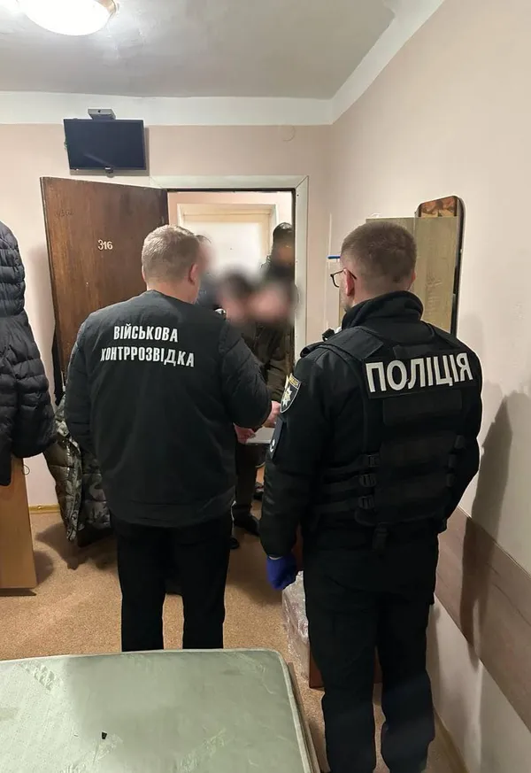 За тисячі доларів оформляли водіями: у Луцькому районі викрили схему виїзду ухилянтів