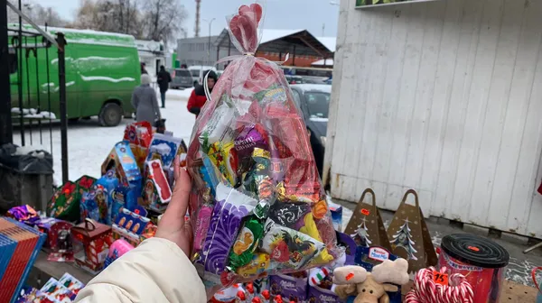 Як зекономити на цукерках: скільки коштують солодощі на ринках та в магазинах Луцька