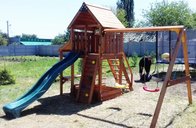 Луцькі депутати попрацюють серед гойдалок та пісочниць