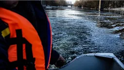 Ймовірно, потонув: у Луцьку продовжують шукати юнака у Стиру (фото)
