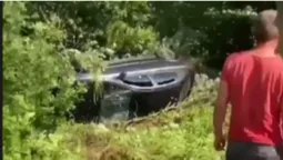 «Спішун» виїхав на зустрічну: дорогою на Світязь авто злетіло в кювет (фото)