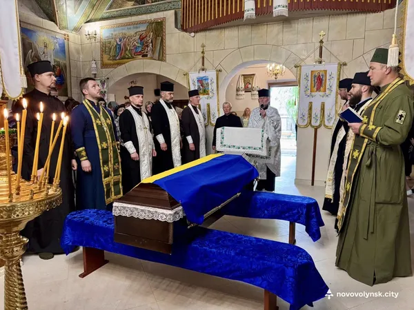 Боронив Україну понад чотири роки: на Волині попрощалися з воїном Сергієм Запорожцем (фото)