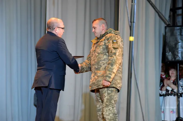 Із «Богом забутої військової частини зробили »лялечку