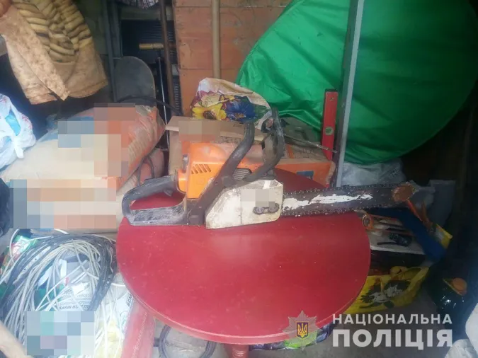 Влізли через горище: в Іваничах «обчистили» гараж