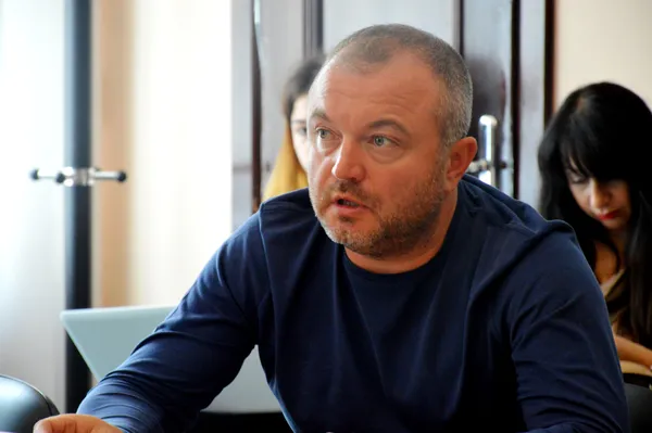 В українців немає майбутнього: депутати Луцькради про продаж книгарні «Освіта»