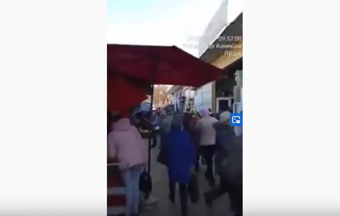 Не всі ринки закрили торгівлю в карантин, - муніципали Луцька оприлюднили попередження (ВІДЕО)