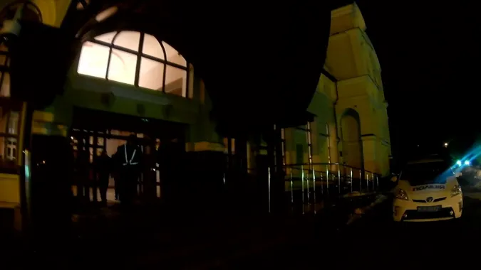 На луцькому вокзалі вночі пограбували чоловіка