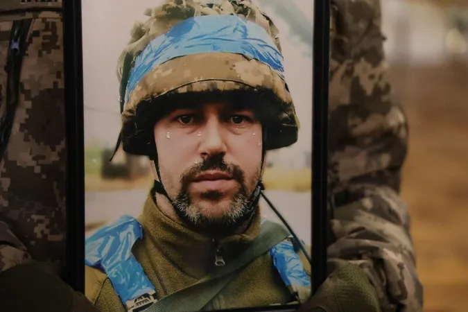 У Луцьку попрощалися із загиблим на Донеччині Олександром Машлаєм (фото)