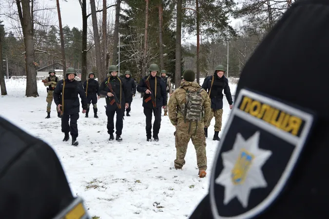«Усі готові бити ворога»: як на Волині тренуються бійці бригади «Лють» (фото, відео)