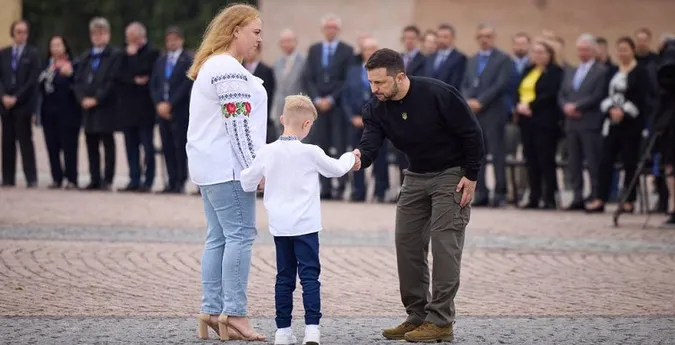 Зеленський вручив «Золоту Зірку» рідним Героя з Волині (фото)