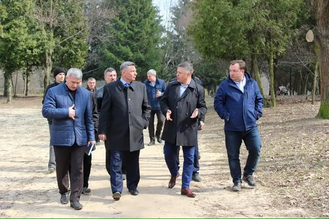 Топ-бізнесмени Волині «прибиратимуть» парки Луцька