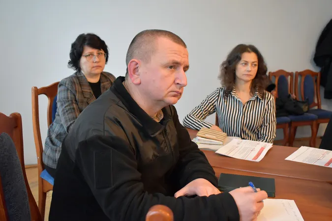 Заступник голови ОДА Тарас Шкітер зустрівся з головами громад Камінь-Каширщини (фото)
