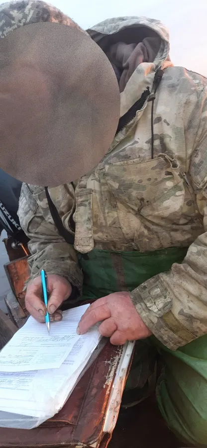 З острогами і сітками: на Волині зловили рибалок-браконьєрів (фото)