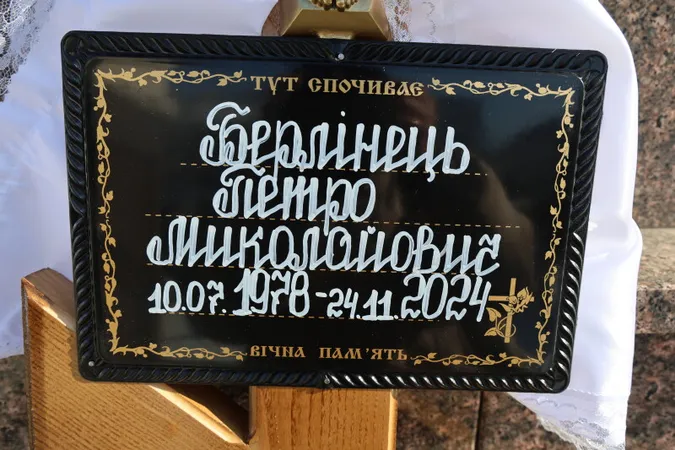 У Луцьку попрощалися з загиблими на Донеччині воїнами Петром Берлінцем та Сергієм Терещенком