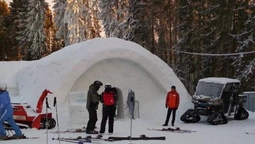 В Україні з'явився унікальний готель з льоду (фото)