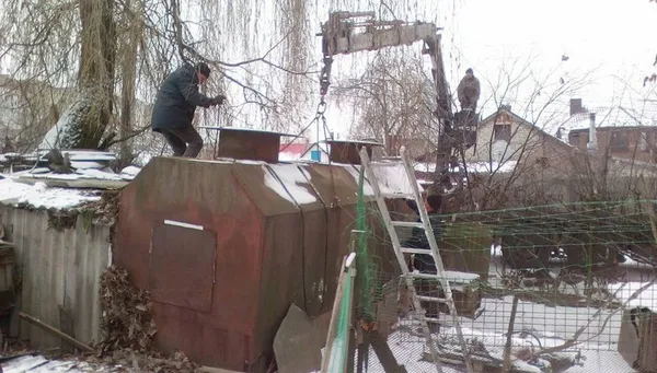 У луцькому парку демонтували... курники (фото)