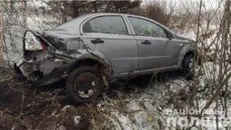 У Камінь-Каширському районі Chevrolet злетів у кювет: є постраждалі (фото, відео)