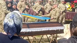 Загинув поблизу Соледару минулого року: на Волині поховали Володимира Харковця (фото)