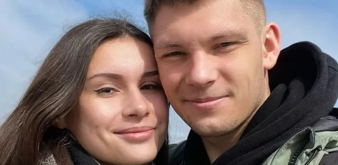 Зворушливо до сліз: учасник Kalush Orchestra з Волині зробив пропозицію коханій на сцені (відео)