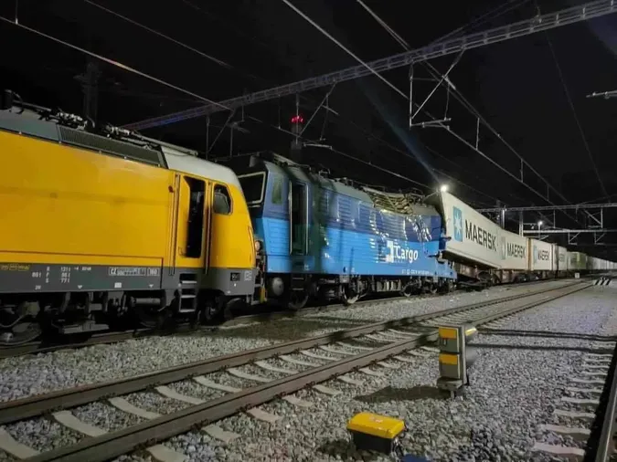 У моторошній лобовій аварії потягів у Чехії загинули дві українки (фото)