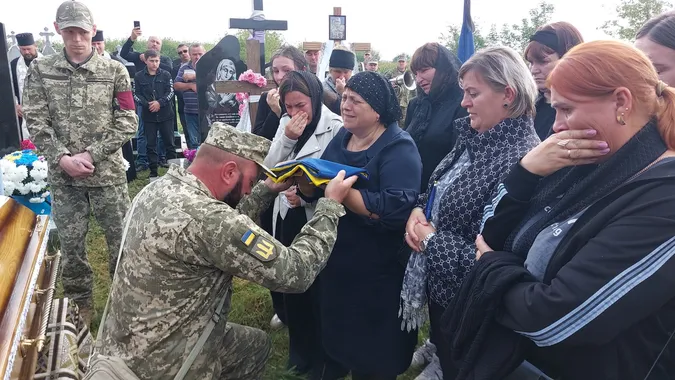 На Волині попрощалися із загиблим бійцем Василем Дуркотом (фото)