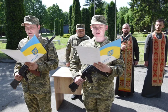 У Луцьку прикордонники присягнули на вірність українському народові (фото)