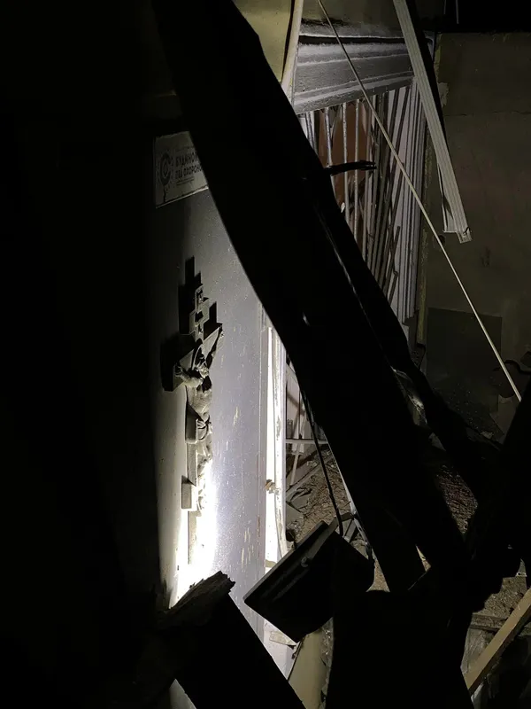 Нічний обстріл Одеси: росіяни атакували п'ятьма видами ракет (фото)