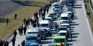 Мережею шириться ШІ-відео про фейкові черги на кордоні з Польщею