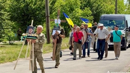 Нововолинська громада попрощалася з воїном Сергієм Бабкіним (фото)