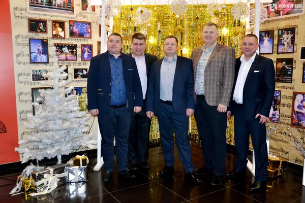 Яскраво та гучно: як викладачі ЛНТУ святкували корпоратив (фото)