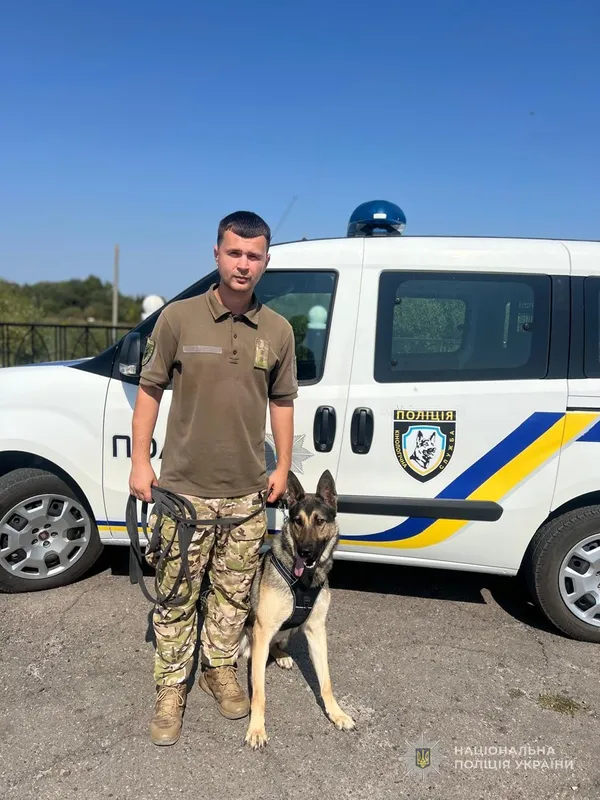 На Волині поліцейський пес знайшов пенсіонерку, яка загубилася (фото)
