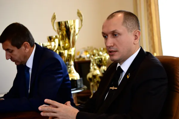 Брати Яручики: «Краще не бути депутатом, але відповідати за свої слова»