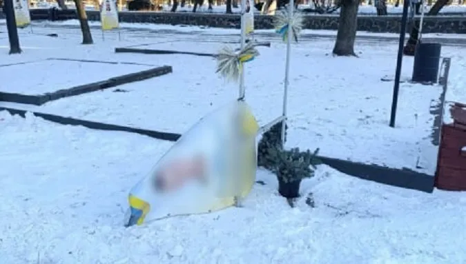 У Ковелі чоловік справляв нужду біля банерів, встановлених на честь загиблих захисників