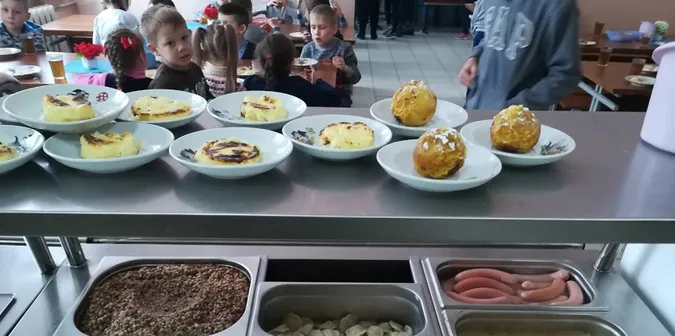У Луцьку зірвалися тендери на безоплатне харчування учнів молодших класів