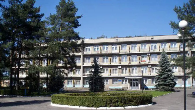 У «Лісовій пісні» пояснили, чому зробили доступ до пляжу платним