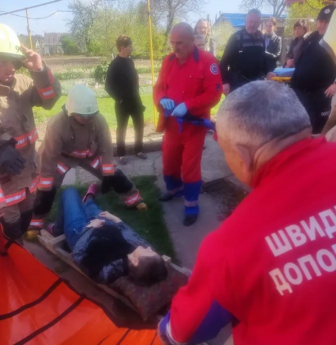 На Волині жінка впала в підвал (фото)