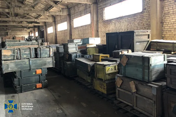 Вперше в історії: СБУ передала Міноборони зброї на 1 мільярд гривень (фото)