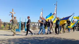 У селі під Луцьком провели в останню земну дорогу Миколу Линника (фото)