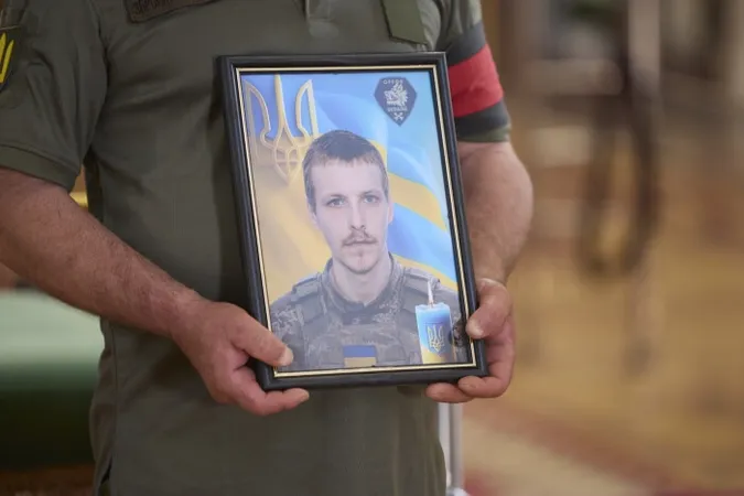 У Луцьку в останню дорогу провели захисника Андрія Максимчука