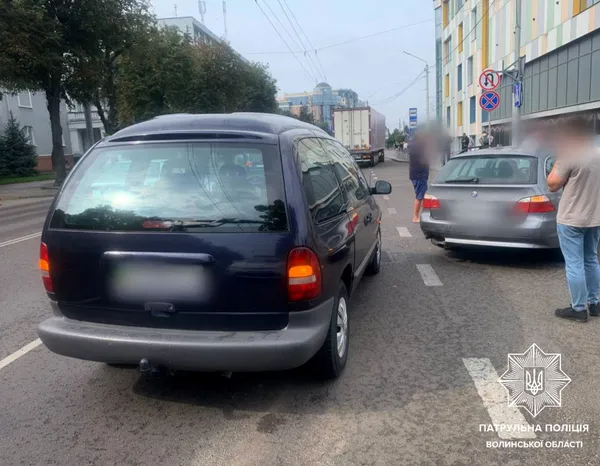 У Луцьку BMW двічі потрапило в ДТП: як так сталось (фото)