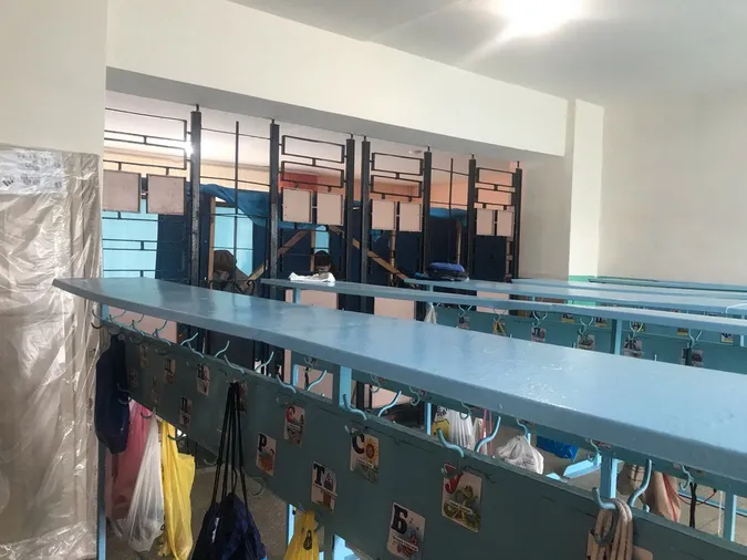 Нестача скриньок, голосування поза кабінкою, відсутність пандусів: на Волині фіксують порушення (фото)