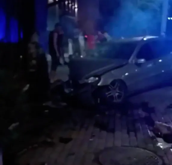 У Луцьку авто втаранилося у «Фелічіту» (фото)